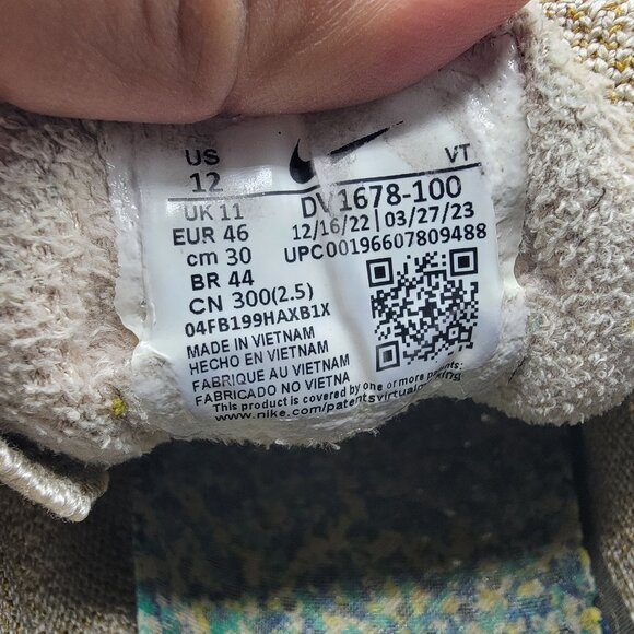 Nike Air Vapormax 2023 Flyknit Mens 12 Sanddrift Bronzine Shoes DV1678-100 - Picture 6 of 14